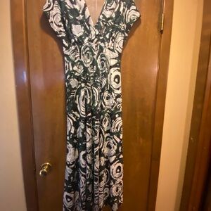 Elegant Green and White Floral Dress